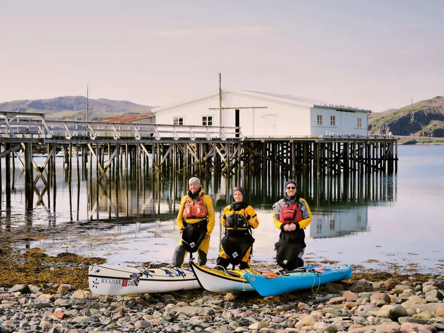 Padlere ved gammel fiskebrygge i Varanger