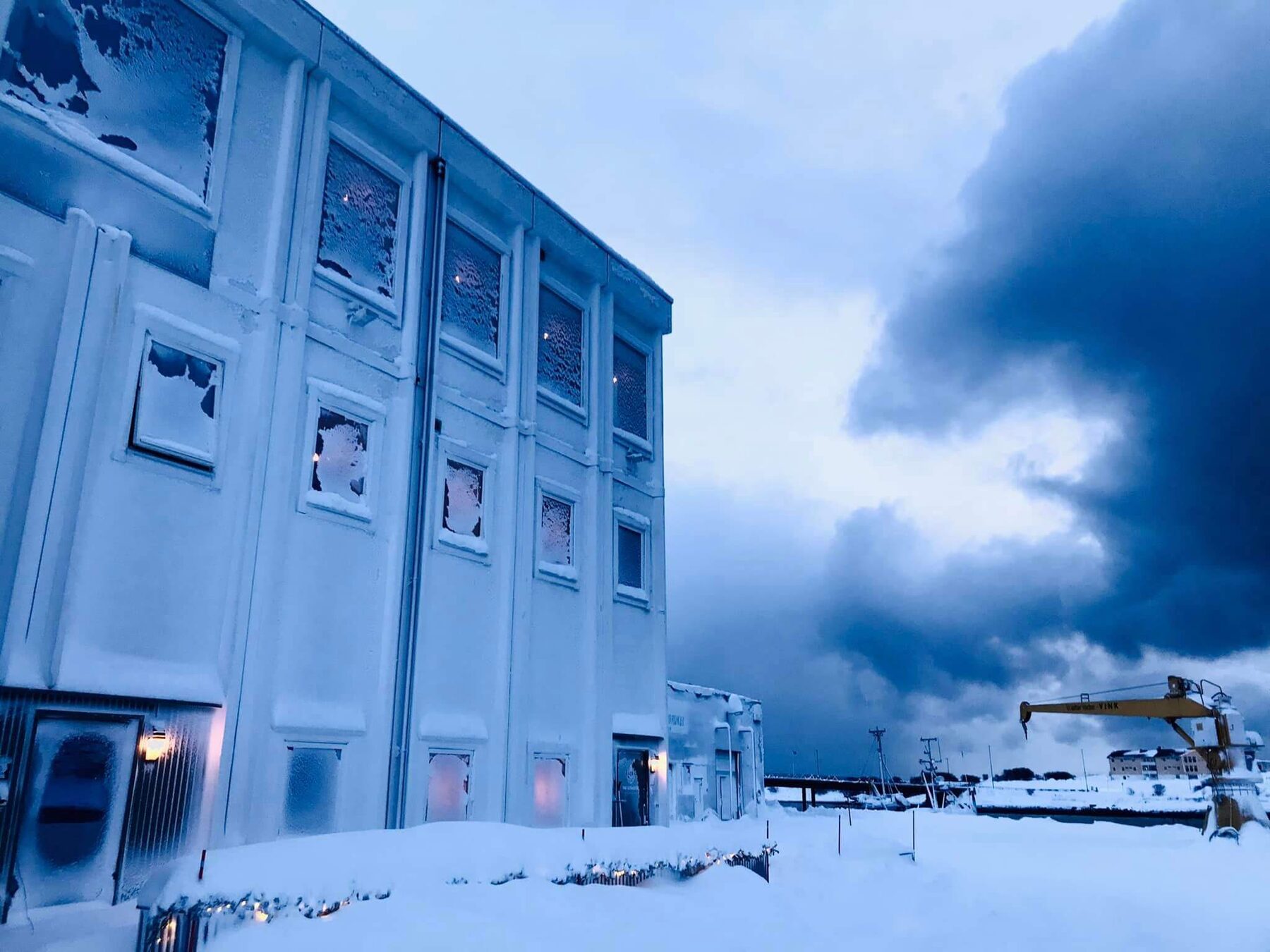 Ishuset om vinteren